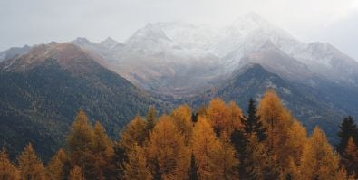 Gdzie jechać jesienią w góry i co ze sobą zabrać? TOP 5 najlepszych miejsc w polskich górach