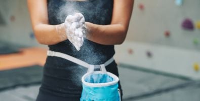 Magnezja — co to jest magnezja? Rodzaje i zastosowanie magnezji