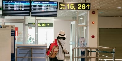 Jaki plecak do samolotu? Zobacz, co się sprawdzi jako bagaż podręczny